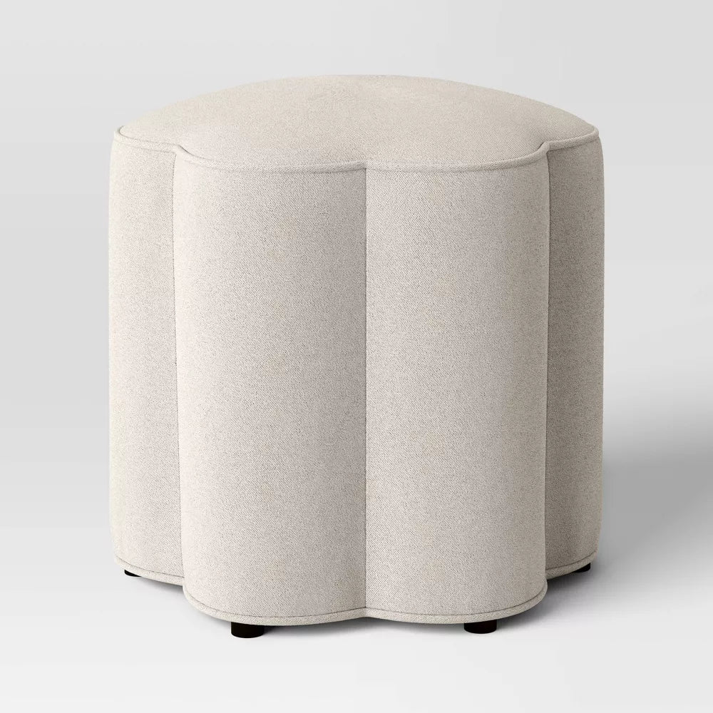 Gepolsterter Fußhocker mit welligem Blumenprofil und Holzrahmen